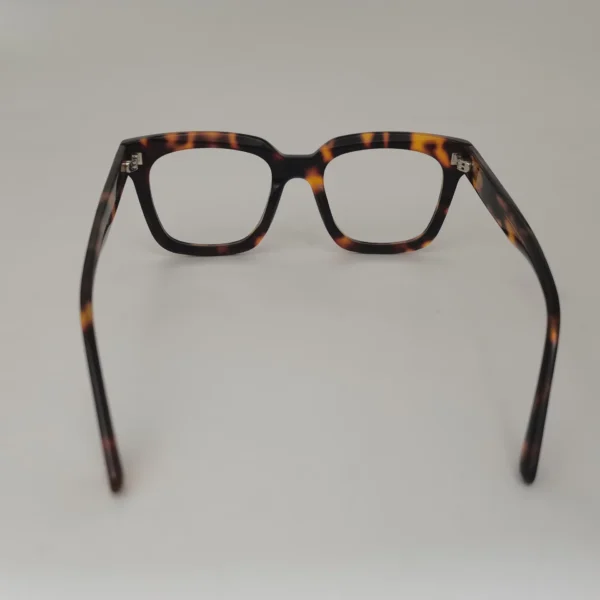 Brown tortoiseshell glasses with clear lenses